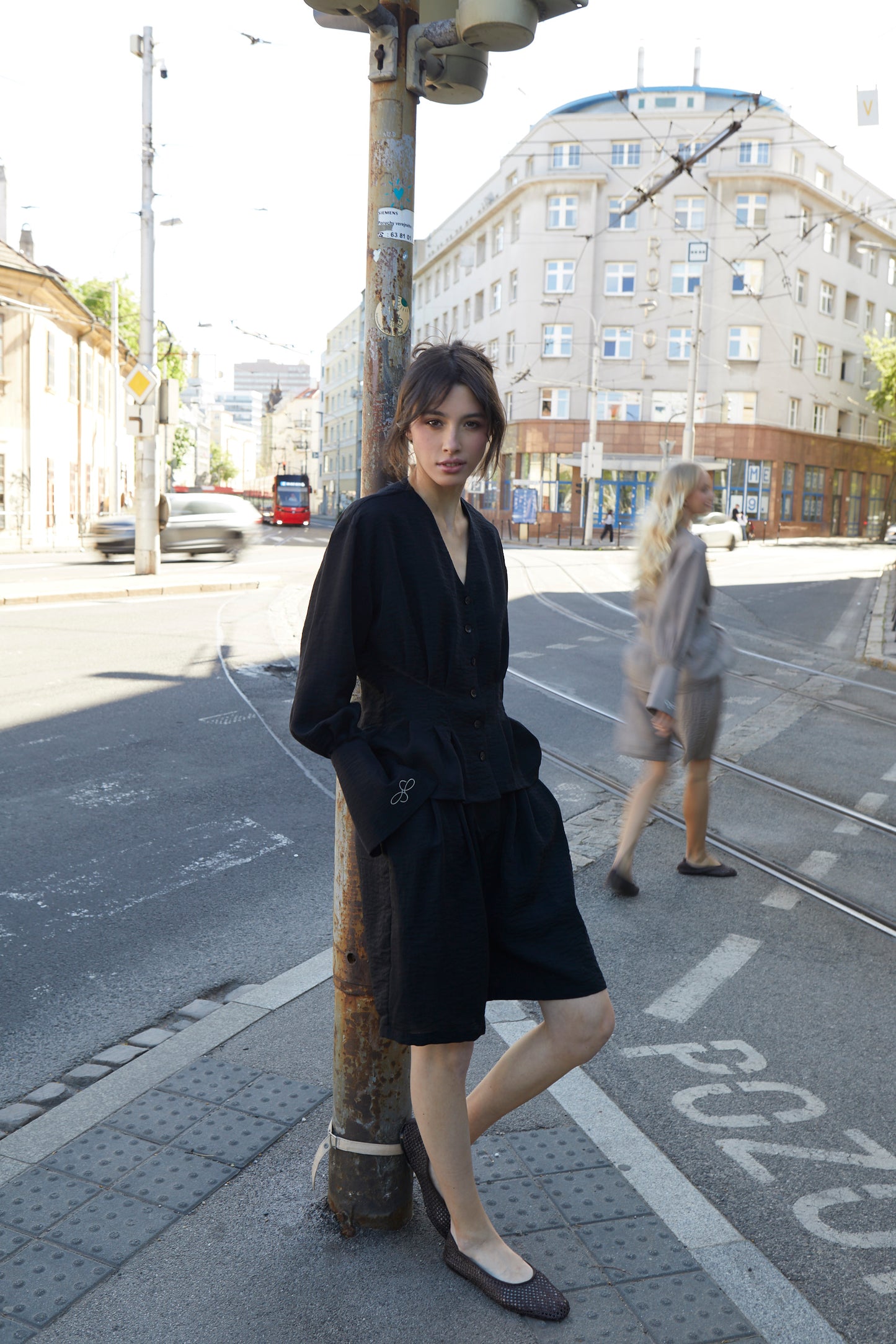 Victoria Bermuda Shorts Black
