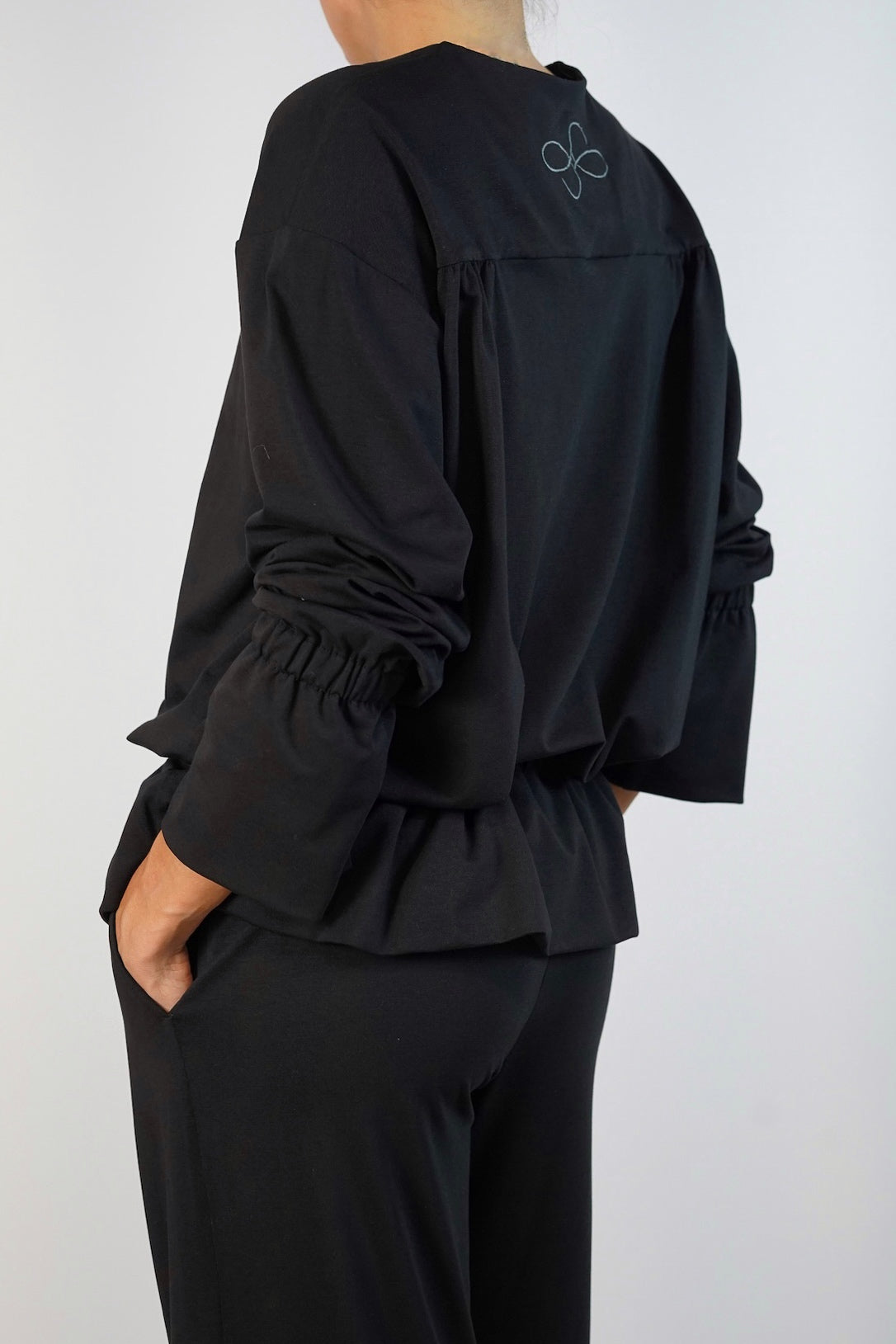 Sienna Blúzka Čierna 