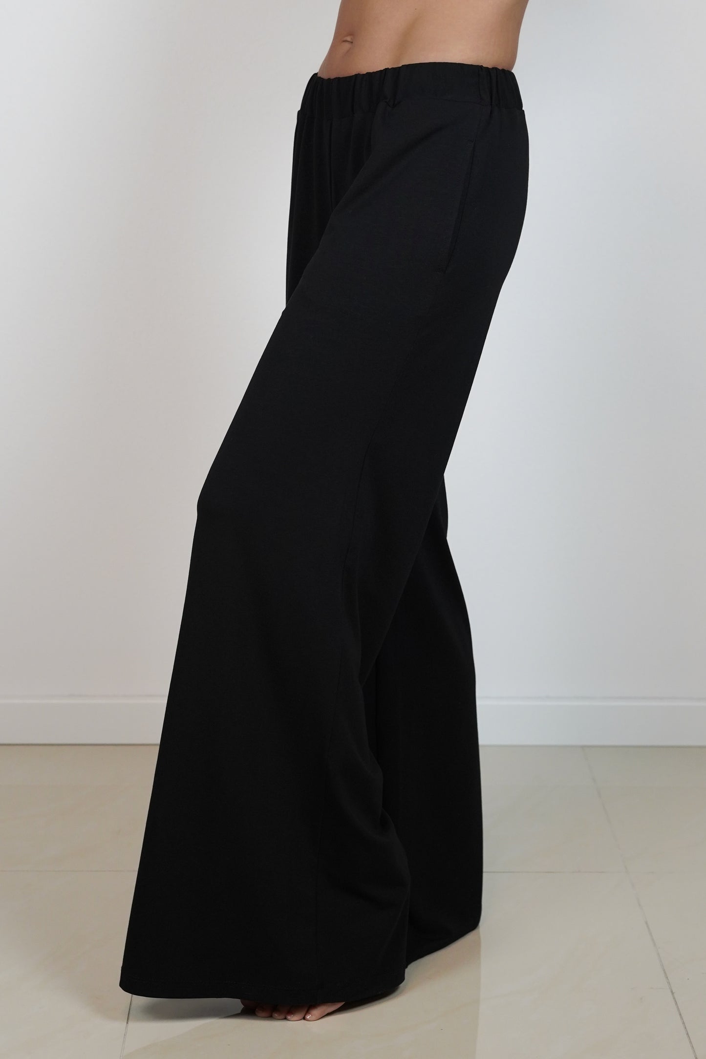 Sienna Nohavice Široké Čierne