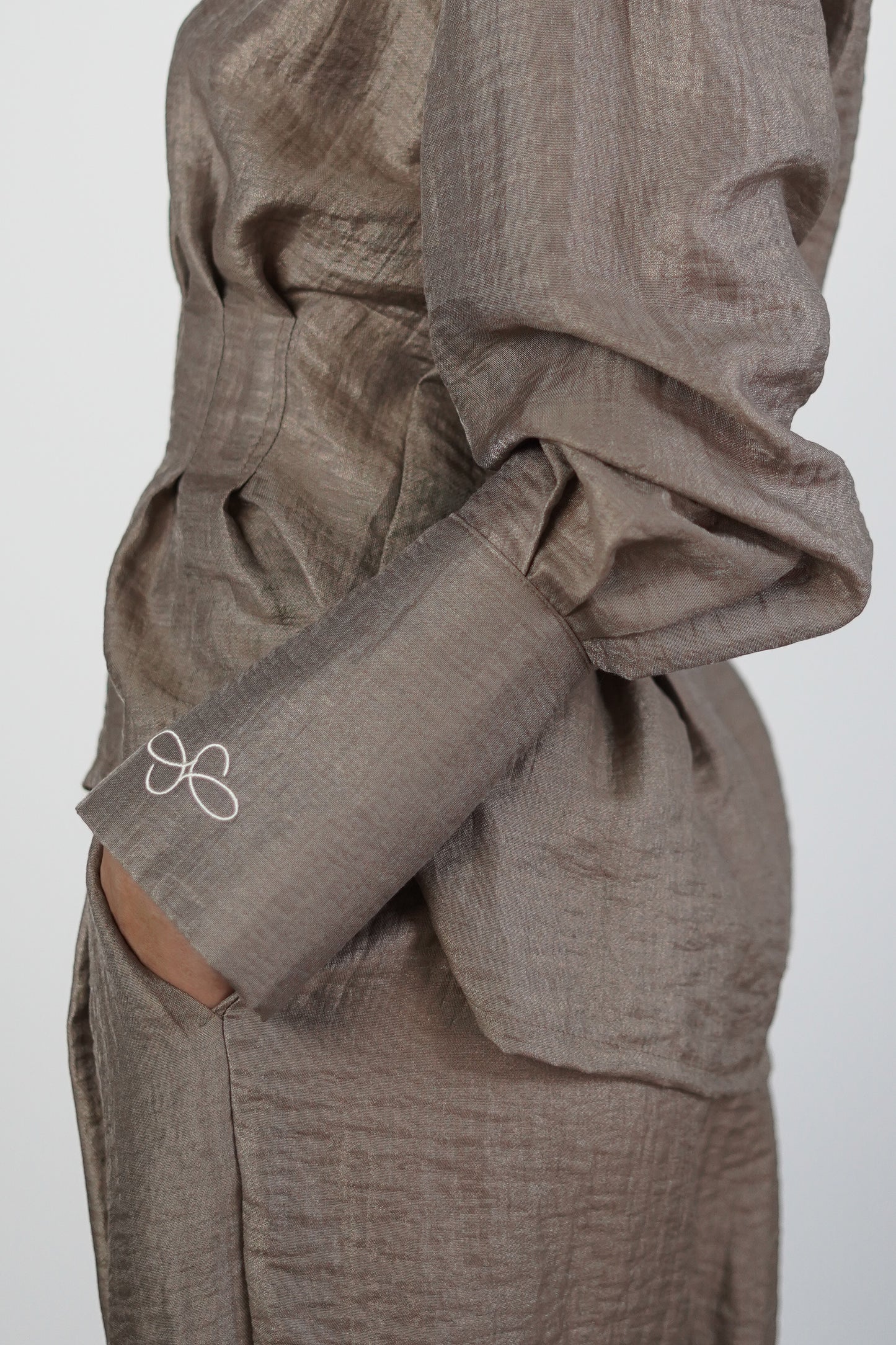 Victoria Blouse Dark Sand