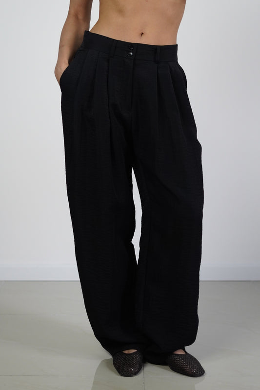 Victoria Nohavice Black